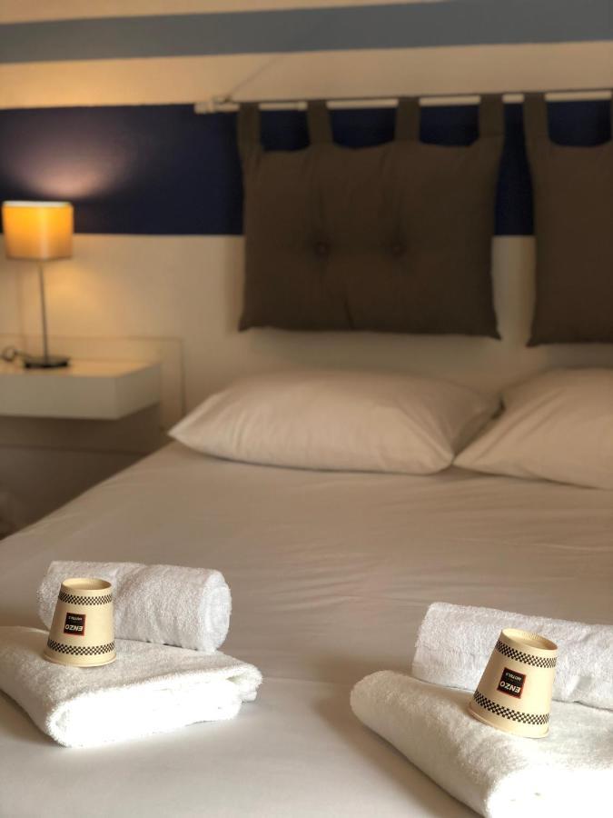 Enzo Hotels Neufchateau By Kyriad Direct Exterior foto